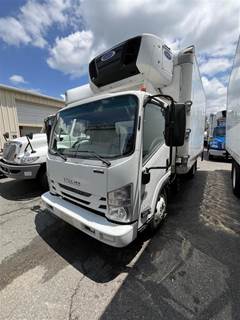 Isuzu NPR 16 ft Refrigerated Truck - 215HP, 6 Speed Automatic, Liftgate