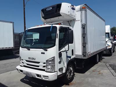 Isuzu NPR 16 ft Refrigerated Truck - 215HP, 6 Speed Automatic, Liftgate