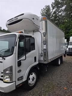 Isuzu NPR 16 ft Refrigerated Truck - 215HP, 6 Speed Automatic, Liftgate