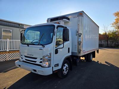 Isuzu NPR 16 ft Refrigerated Truck - 215HP, 6 Speed Automatic, Liftgate
