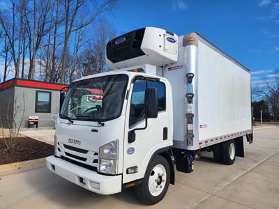 Isuzu NPR 16 ft Refrigerated Truck - 215HP, 6 Speed Automatic, Liftgate