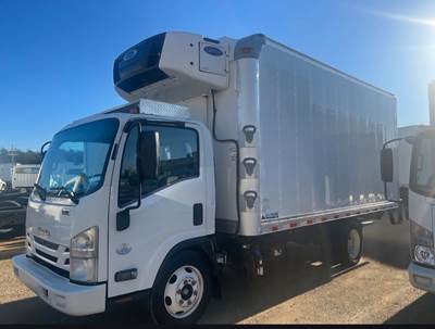 Isuzu NPR 16 ft Refrigerated Truck - 215HP, 6 Speed Automatic, Liftgate