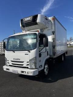 Isuzu NPR 16 ft Refrigerated Truck - 215HP, 6 Speed Automatic, Liftgate