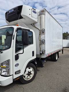 Isuzu NPR 16 ft Refrigerated Truck - 215HP, 6 Speed Automatic, Liftgate