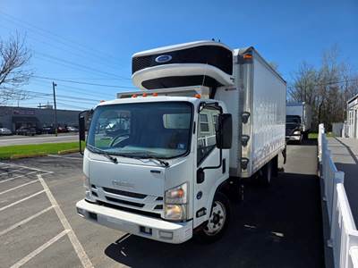 Isuzu NPR 16 ft Refrigerated Truck - 215HP, 6 Speed Automatic, Liftgate