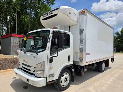 Isuzu NPR 16 ft Refrigerated Truck - 215HP, 6 Speed Automatic, Liftgate