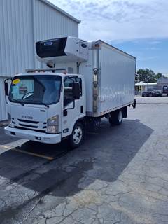 Isuzu NPR 16 ft Refrigerated Truck - 215HP, 6 Speed Automatic, Liftgate