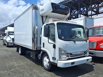 Isuzu NRR 18 ft Refrigerated Truck - 215HP, 6 Speed Automatic, Liftgate