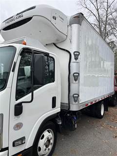 Isuzu NRR 16 ft Refrigerated Truck - 215HP, 6 Speed Automatic, Liftgate