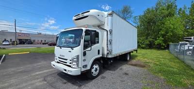 Isuzu NRR 20 ft Refrigerated Truck - 215HP, 6 Speed Automatic, Liftgate