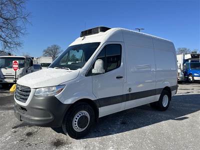 Mercedes-Benz Sprinter 3500 Refrigerated Truck - 188HP, 5 Speed Automatic