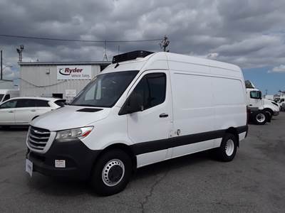 Mercedes-Benz Sprinter 3500 Refrigerated Truck - 188HP, 5 Speed Automatic