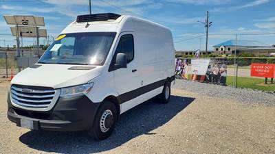 Mercedes-Benz Sprinter 3500 Refrigerated Truck - 188HP, 5 Speed Automatic