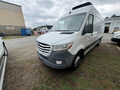 Mercedes-Benz Sprinter 3500 Refrigerated Truck - 188HP, 5 Speed Automatic