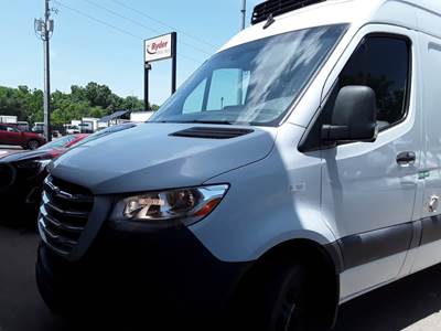 Mercedes-Benz Sprinter 3500 Refrigerated Truck - 188HP, 5 Speed Automatic