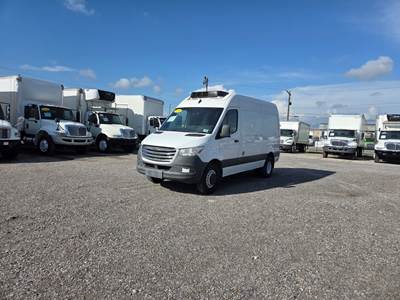 Mercedes-Benz Sprinter 3500 Refrigerated Truck - 188HP, 5 Speed Automatic