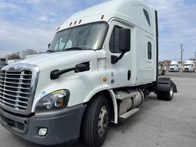 Freightliner Cascadia 113 Single Axle Sleeper Semi Truck - 72" Condo Sleeper, 410HP, 10 Speed Manual