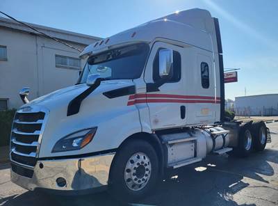 Freightliner Cascadia 116 Sleeper Semi Truck - 48" Mid Roof Sleeper, 450HP, 12 Speed Automatic