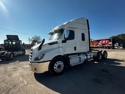 Freightliner Cascadia 116 Sleeper Semi Truck - 48" Condo Sleeper, 450HP, 12 Speed Automatic