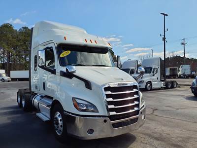 Freightliner Cascadia 116 Sleeper Semi Truck - 48" Mid Roof Sleeper, 450HP, 12 Speed Automatic