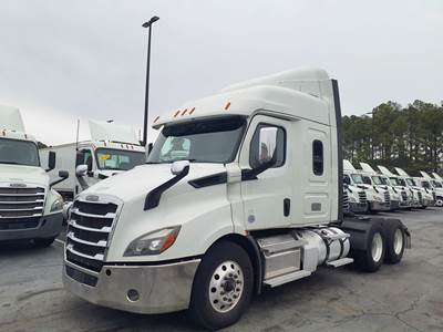 Freightliner Cascadia 116 Sleeper Semi Truck - 48" Mid Roof Sleeper, 450HP, 12 Speed Automatic