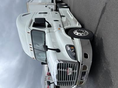 Freightliner Cascadia 125 Sleeper Semi Truck - 72" Mid Roof Sleeper, 455HP, 12 Speed Automatic