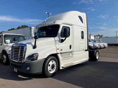 Freightliner Cascadia 125 Single Axle Sleeper Semi Truck - 48" Condo Sleeper, 450HP, 12 Speed Automatic