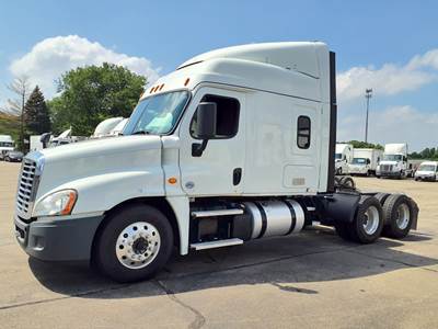 Freightliner Cascadia 125 Sleeper Semi Truck - 48" Mid Roof Sleeper, 455HP, 12 Speed Automatic