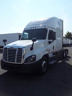 Freightliner Cascadia 125 Sleeper Semi Truck - 72" Condo Sleeper, 400HP, 12 Speed Automatic