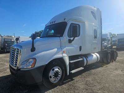 Freightliner Cascadia 125 Sleeper Semi Truck - 48" Mid Roof Sleeper, 455HP, 10 Speed Manual