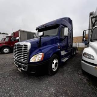 Freightliner Cascadia 125 Sleeper Semi Truck - 72" Mid Roof Sleeper, 450HP, 10 Speed Manual