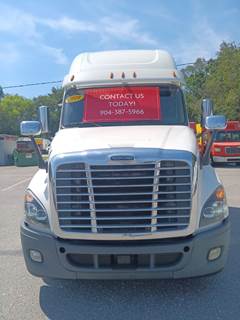 Freightliner Cascadia 125 Sleeper Semi Truck - 70" Condo Sleeper, 10 Speed Manual