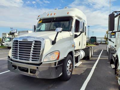 Freightliner Cascadia 125 Sleeper Semi Truck - 36" Mid Roof Sleeper, 455HP, 10 Speed Manual