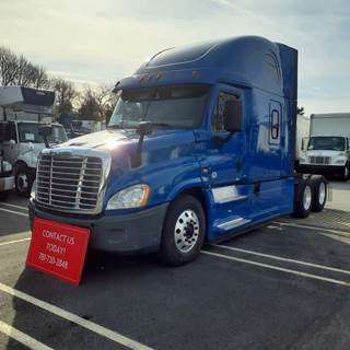 Freightliner Cascadia 125 Sleeper Semi Truck - 41" Mid Roof Sleeper, 455HP, 12 Speed Automatic