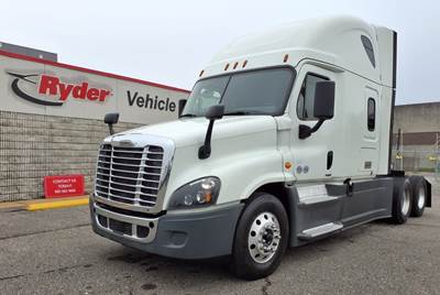 Freightliner Cascadia 125 Sleeper Semi Truck - 72" Condo Sleeper, 400HP, 12 Speed Automatic