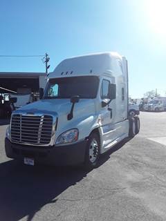 Freightliner Cascadia 125 Sleeper Semi Truck - 72" Condo Sleeper, 455HP, 12 Speed Automatic