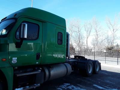 Freightliner Cascadia 125 Sleeper Semi Truck - 70" Mid Roof Sleeper, 455HP, 12 Speed Automatic