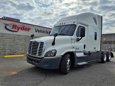 Freightliner Cascadia 125 Sleeper Semi Truck - 72" Condo Sleeper, 400HP, 12 Speed Automatic