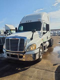 Freightliner Cascadia 125 Sleeper Semi Truck - 72" Condo Sleeper, 455HP, 12 Speed Automatic