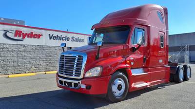Freightliner Cascadia 125 Sleeper Semi Truck - 72" Condo Sleeper, 500HP, 10 Speed Manual