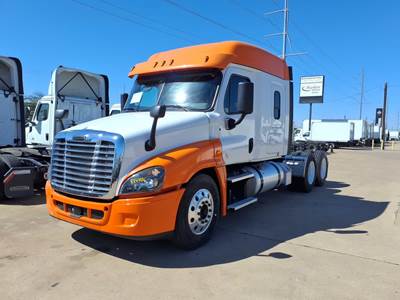 Freightliner Cascadia 125 Sleeper Semi Truck - 60" Mid Roof Sleeper, 505HP, 12 Speed Automatic
