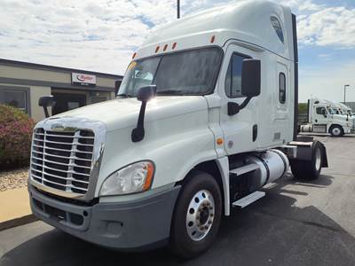 Freightliner Cascadia 125 Single Axle Sleeper Semi Truck - 63" Condo Sleeper, 455HP, 12 Speed Automatic