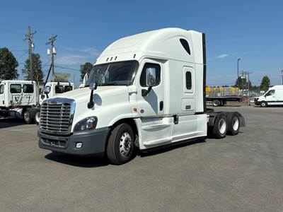 Freightliner Cascadia 125 Sleeper Semi Truck - 72" Condo Sleeper, 455HP, 12 Speed Automatic