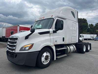 Freightliner Cascadia 125 Sleeper Semi Truck - 73" Condo Sleeper, 455HP, 12 Speed Automatic
