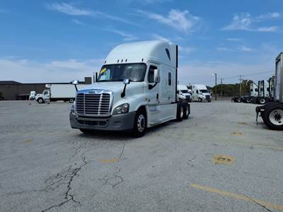 Freightliner Cascadia 125 Sleeper Semi Truck - 48" Condo Sleeper, 400HP, 10 Speed Automatic