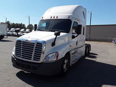 Freightliner Cascadia 125 Sleeper Semi Truck - 90" Condo Sleeper, 455HP, 12 Speed Automatic