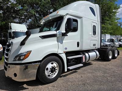 Freightliner Cascadia 126 Sleeper Semi Truck - 50" Condo Sleeper, 455HP, 12 Speed Automatic