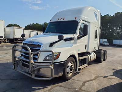 Freightliner Cascadia 126 Sleeper Semi Truck - 72" Condo Sleeper, 455HP, 12 Speed Automatic