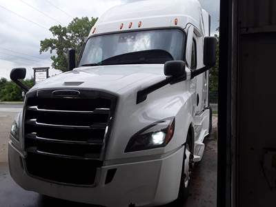 Freightliner Cascadia 126 Sleeper Semi Truck - 70" Condo Sleeper, 12 Speed Automatic