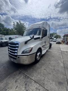 Freightliner Cascadia 126 Sleeper Semi Truck - 72" Condo Sleeper, 455HP, 12 Speed Automatic